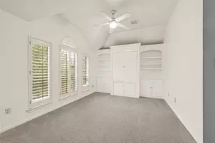 7915 Wolfield Ln, Houston, TX 77071 - Photo 6