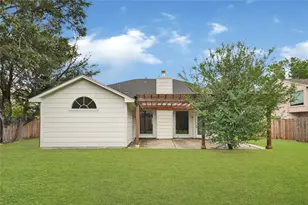 7915 Wolfield Ln, Houston, TX 77071 - Photo 16