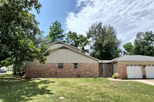 1015 Woodfield Ln, Houston, TX 77073 - Photo 14