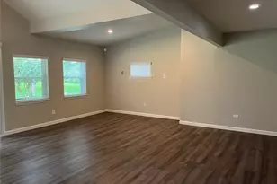 304 S Shadowbend Ave, Friendswood, TX 77546 - Photo 18