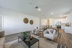 3075 Clydesdale Dr, Alvin, TX 77511 - Photo 8