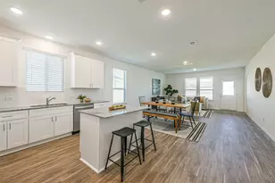 3075 Clydesdale Dr, Alvin, TX 77511 - Photo 4