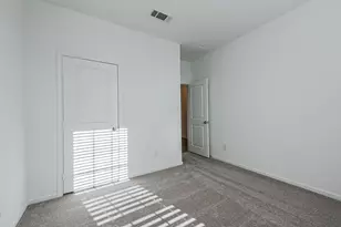 3075 Clydesdale Dr, Alvin, TX 77511 - Photo 32