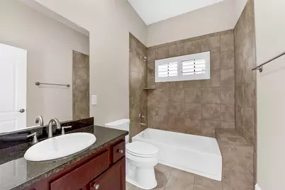 905 Garden Oaks Trace, Houston, TX 77018 - Photo 10