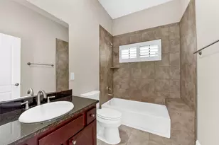 905 Garden Oaks Trce, Houston, TX 77018 - Photo 10