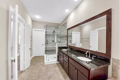 905 Garden Oaks Trace, Houston, TX 77018 - Photo 4