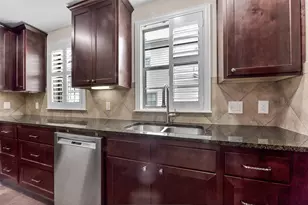 905 Garden Oaks Trce, Houston, TX 77018 - Photo 18