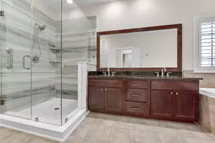 905 Garden Oaks Trce, Houston, TX 77018 - Photo 20