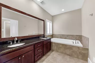 905 Garden Oaks Trace, Houston, TX 77018 - Photo 26