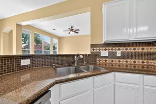 4722 Plato Park Dr, Sugar Land, TX 77479 - Photo 16