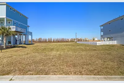 21314 Scissor Tail Lane, Galveston, TX 77554 - Photo 4