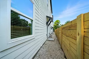 2304 Hoskins Dr, Houston, TX 77080 - Photo 36