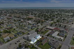 3610 Sealy St, Galveston, TX 77550 - Photo 4