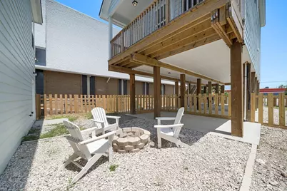 3610 Sealy Street, Galveston, TX 77550 - Photo 38