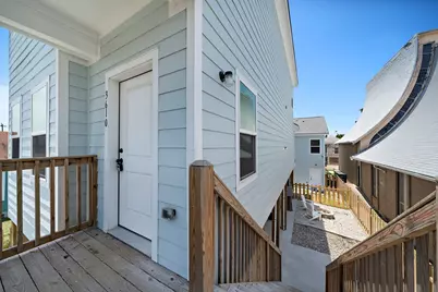 3610 Sealy Street, Galveston, TX 77550 - Photo 6