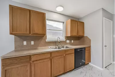 2663 Royal Blue Drive, Houston, TX 77088 - Photo 14
