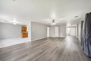 2663 Royal Blue Dr, Houston, TX 77088 - Photo 6