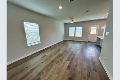 3327 Young Clover Way, Houston, TX 77047 - Photo 4