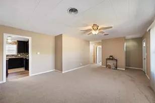706 Ave I, El Campo, TX 77437 - Photo 6