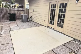 11030 Panther Ct, Houston, TX 77099 - Photo 12