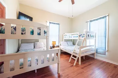 1224 Avenue L, Galveston, TX 77550 - Photo 22