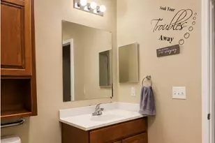 265 Canterbury Dr, Beaumont, TX 77707 - Photo 18