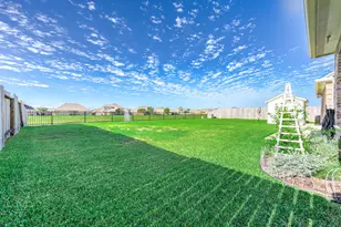 1345 Laurel Loop, Angleton, TX 77515 - Photo 42