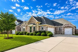1345 Laurel Loop, Angleton, TX 77515 - Photo 1