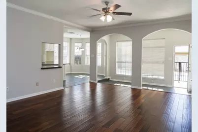 7302 Emerald Glen Drive, Sugar Land, TX 77479 - Photo 6