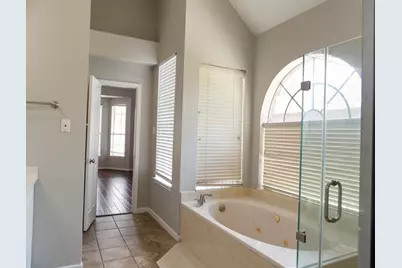 7302 Emerald Glen Drive, Sugar Land, TX 77479 - Photo 14