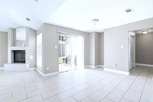 7502 Addicks Clodine Rd, Houston, TX 77083 - Photo 12