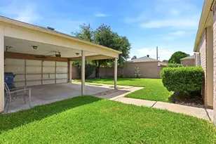 7502 Addicks Clodine Rd, Houston, TX 77083 - Photo 26