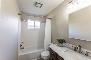 21022 Waymare Ln, Spring, TX 77388 - Photo 16