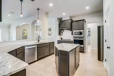7930 Rancho Vista Boulevard E, Corpus Christi, TX 78414 - Photo 2