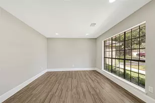 2506 Walnut Grove Ct, Pearland, TX 77584 - Photo 4