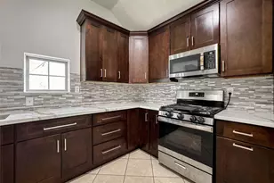 1060 County Rd 5021, Cleveland, TX 77327 - Photo 8