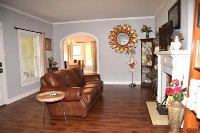 1107 E Lamar Street, Palestine, TX 75801 - Photo 6