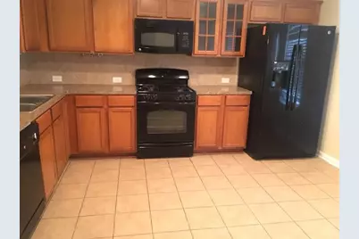 12811 Kingston Point Lane, Houston, TX 77047 - Photo 2