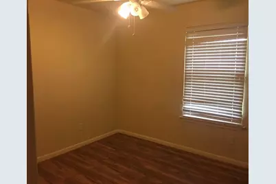 12811 Kingston Point Lane, Houston, TX 77047 - Photo 6