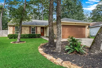 69 S Brookberry Court, The Woodlands, TX 77381 - Photo 2