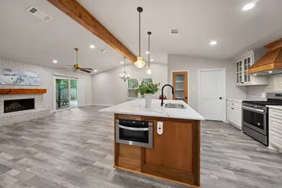 69 S Brookberry Court, The Woodlands, TX 77381 - Photo 10