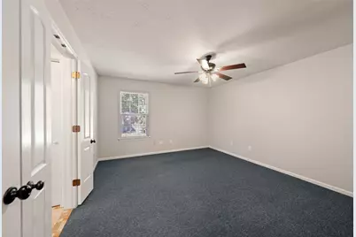 69 S Brookberry Court, The Woodlands, TX 77381 - Photo 22