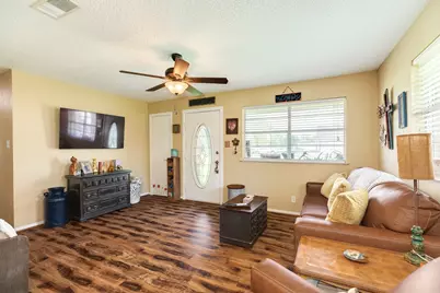 619 S Wilson Street, Brazoria, TX 77422 - Photo 10