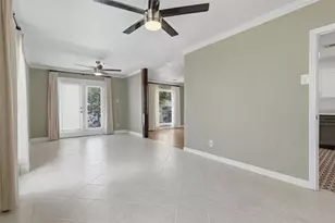 922 Hahlo St, Houston, TX 77020 - Photo 10
