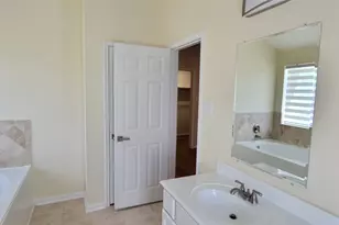 16306 April Ridge Dr, Houston, TX 77083 - Photo 22