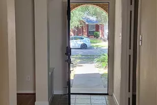 16306 April Ridge Dr, Houston, TX 77083 - Photo 4