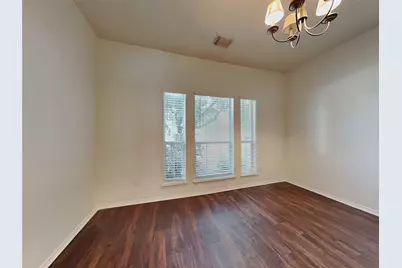 19715 N Vlg Of Bridgestone Lane, Spring, TX 77379 - Photo 6