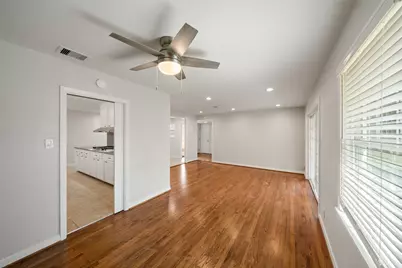 9779 Westview Drive, Houston, TX 77055 - Photo 16