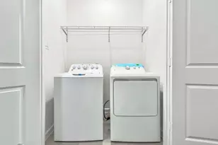 13313 Tetris Dr, Houston, TX 77048 - Photo 16