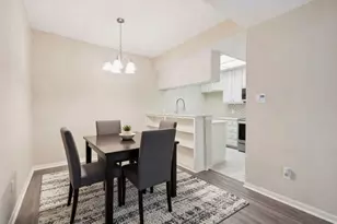 11711 Memorial Dr, Houston, TX 77024 - Photo 4